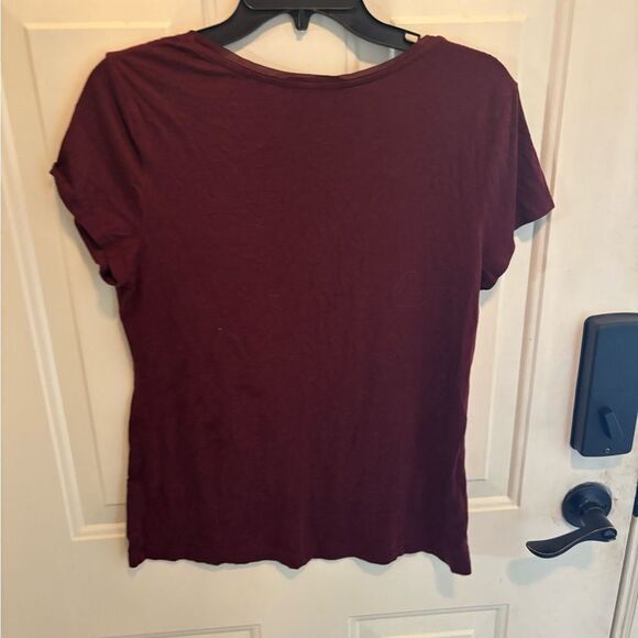 Banana Republic Maroon Short Sleeve Tee - Picture 4 of 4